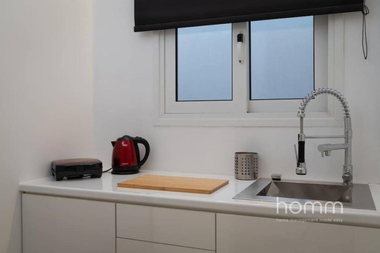 34Sqm Minimal Homm Apartment With Acropolis View Athena Bagian luar foto